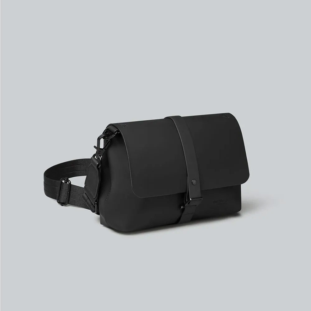 Picture of Gaston Luga SPLÄSH CROSSBODY BAG Premium Waterproof Eco Material Bag Compact Messenger Style Bag with Detachable Shoulder Strap As Clutch (Black)