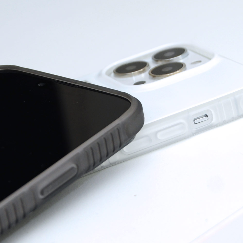 Picture of Apple iPhone 13 6.1 Case | Skinarma Garusu Series Drop Protection Case for Apple iPhone 13 6.1 (Black)